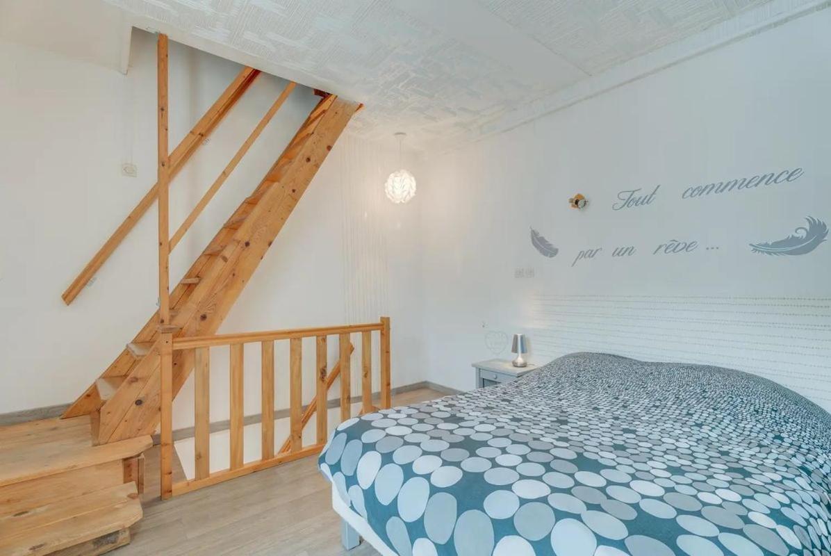 Maison Pontorson Zewnętrze zdjęcie